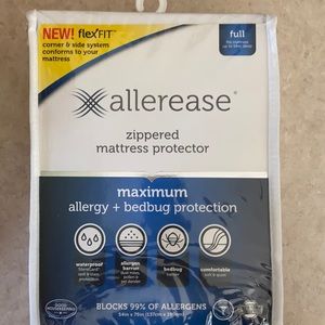 NEW Allerease Zippered Mattress Protector